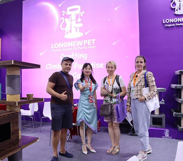 Общение на выставке