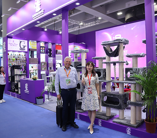 Питомец Лонгнью в CIPS